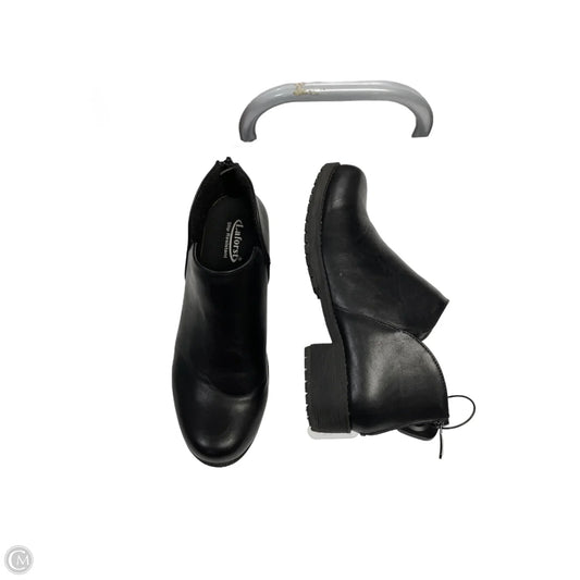 Boots Ankle Flats By Clothes Mentor In Black, Size: 8