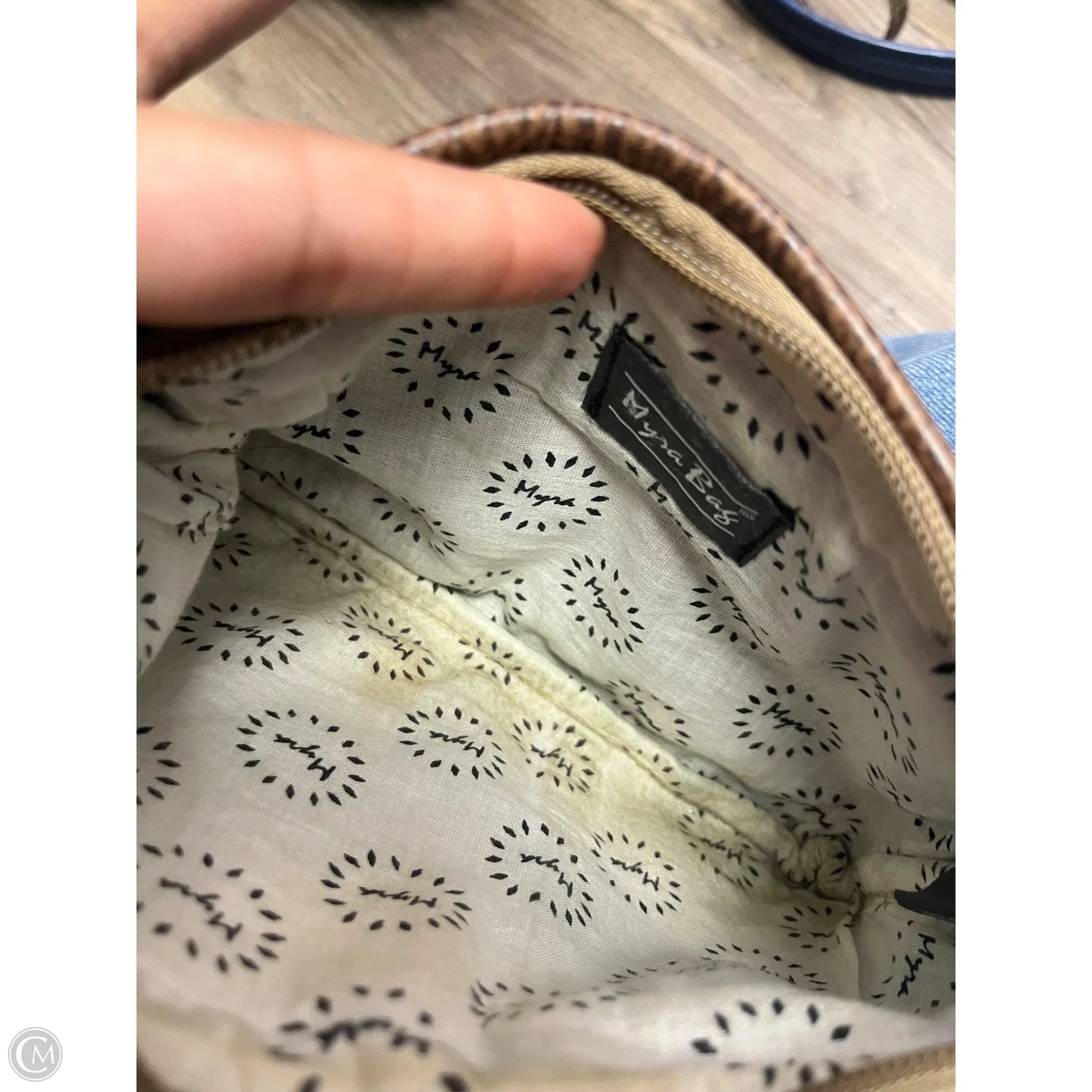 Wristlet By MYRA BAG, Size: Medium
