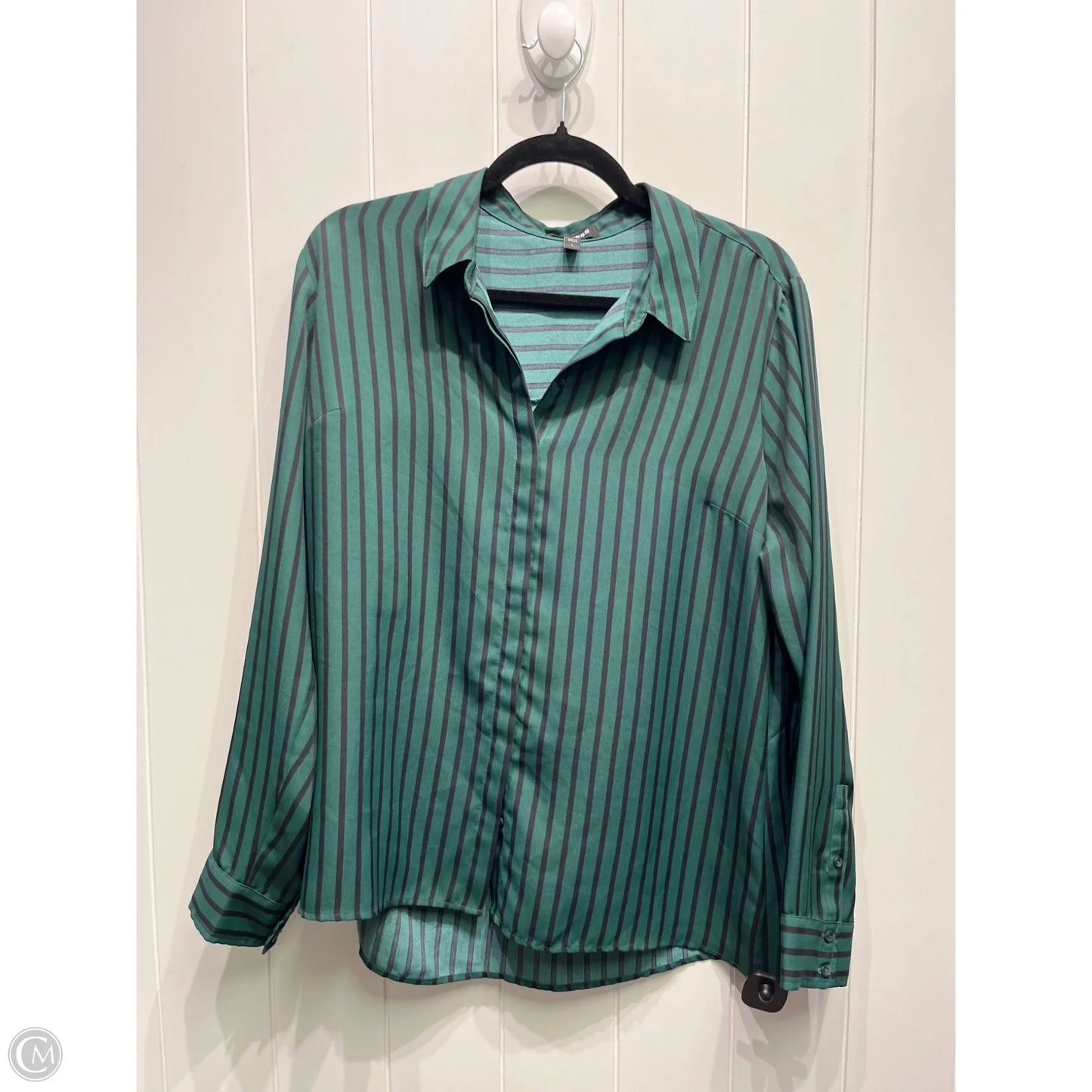 Top Long Sleeve By Express In Black & Green, Size: L