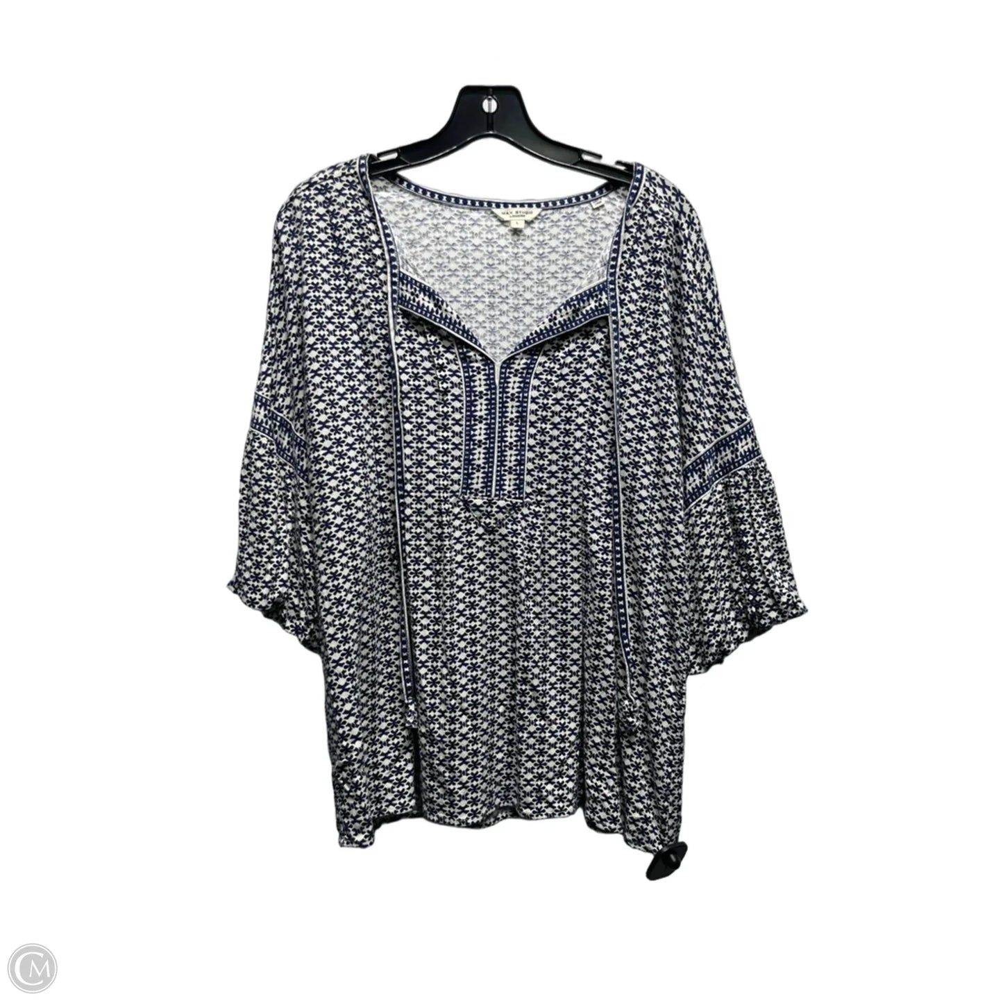 Top Short Sleeve By Max Studio In Blue & White, Size: L