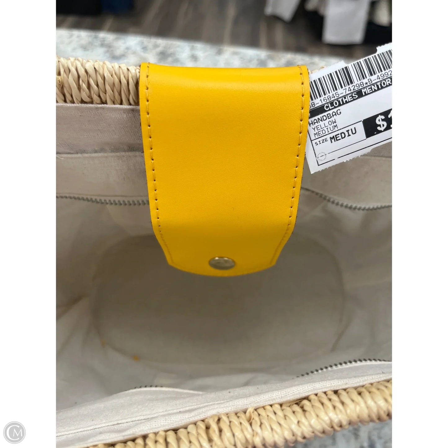 Handbag By Clothes Mentor, Size: Medium