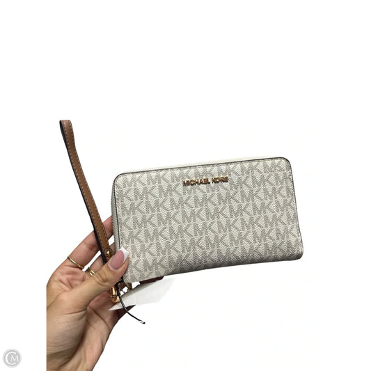 Wristlet Designer By Michael Kors, Size: Medium