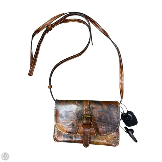 Crossbody Designer By Patricia Nash, Size: Small