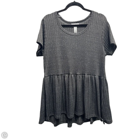 Top Short Sleeve By Just Be In Grey, Size: 1x