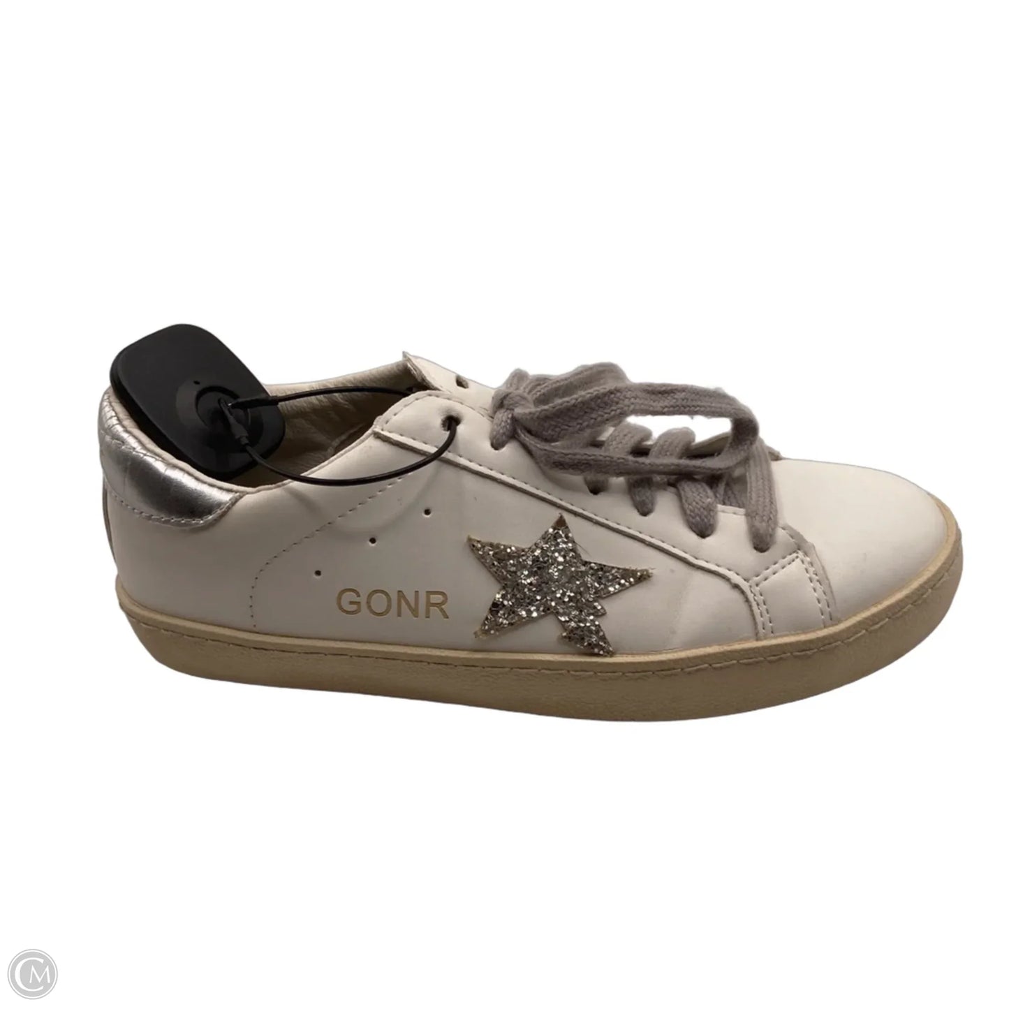 Shoes Sneakers By Clothes Mentor In White, Size: 7.5