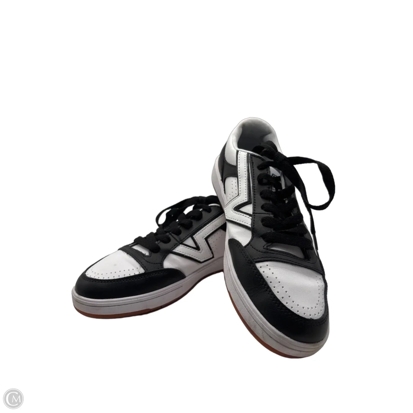 Shoes Sneakers By Vans In White, Size: 9
