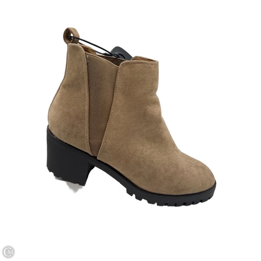 Boots Ankle Heels By Clothes Mentor In Cream, Size: 8