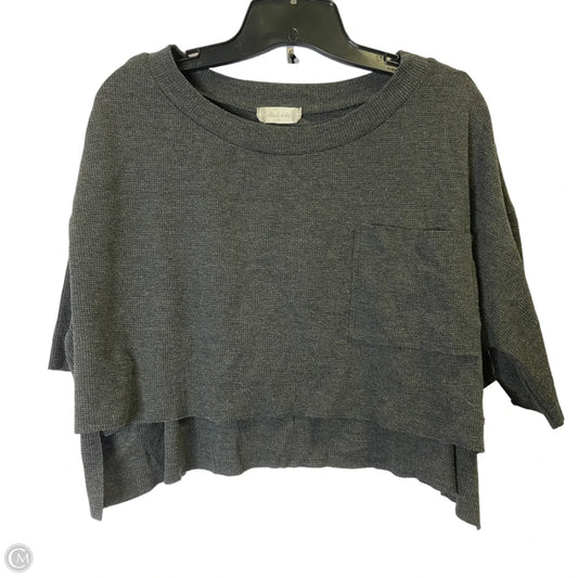 Top Short Sleeve By Altard State In Grey, Size: M