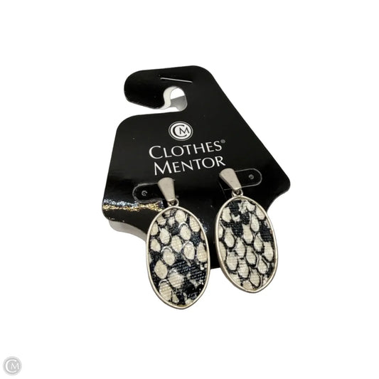 Earrings Dangle/drop By Clothes Mentor