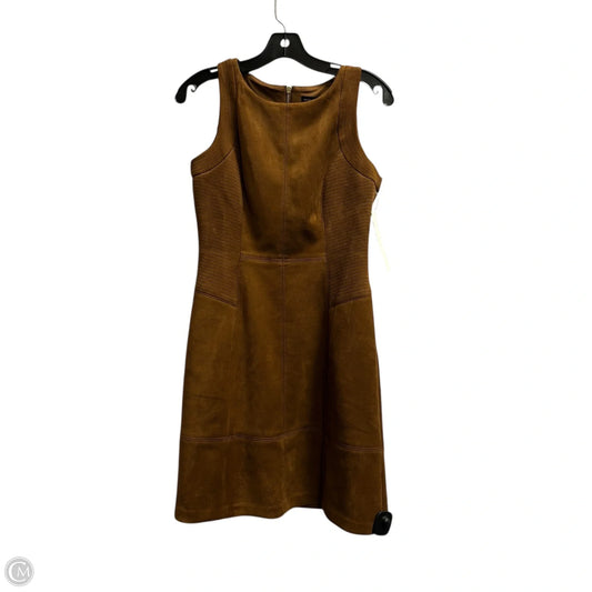 Dress Casual Short By White House Black Market In Brown, Size: 4p