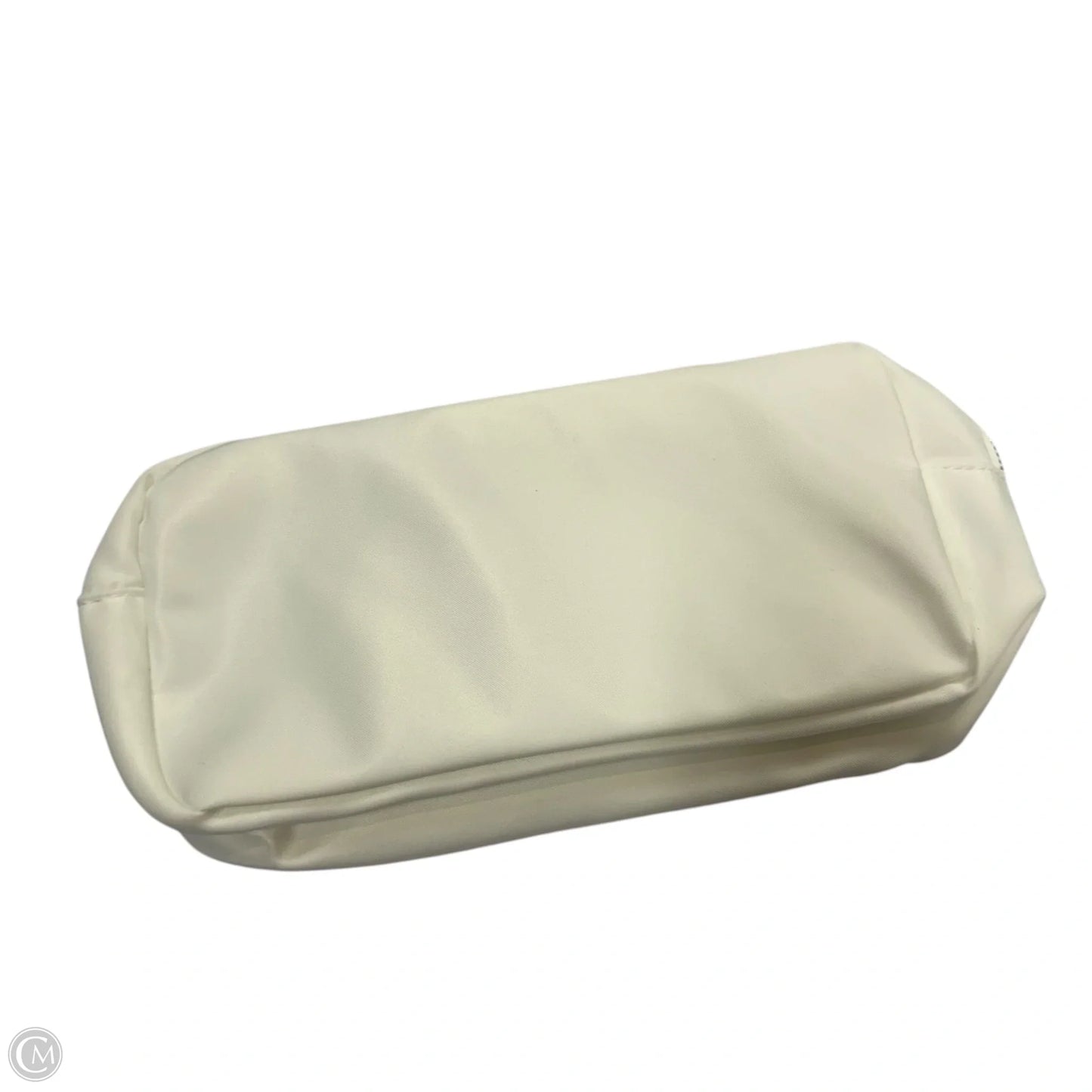 Makeup Bag By Clothes Mentor, Size: Medium