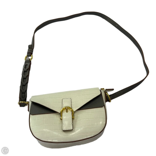 Crossbody By Clothes Mentor, Size: Medium