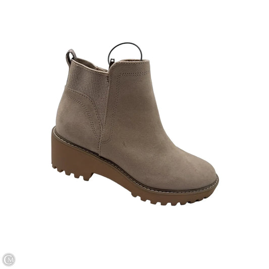 Boots Ankle Heels By Universal Thread In Cream, Size: 8