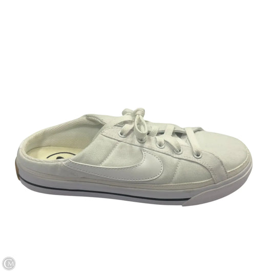 Shoes Sneakers By Nike In White, Size: 7.5