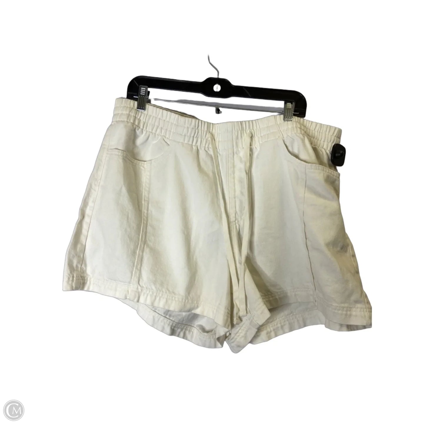 Shorts By Universal Thread In Cream, Size: Xxl