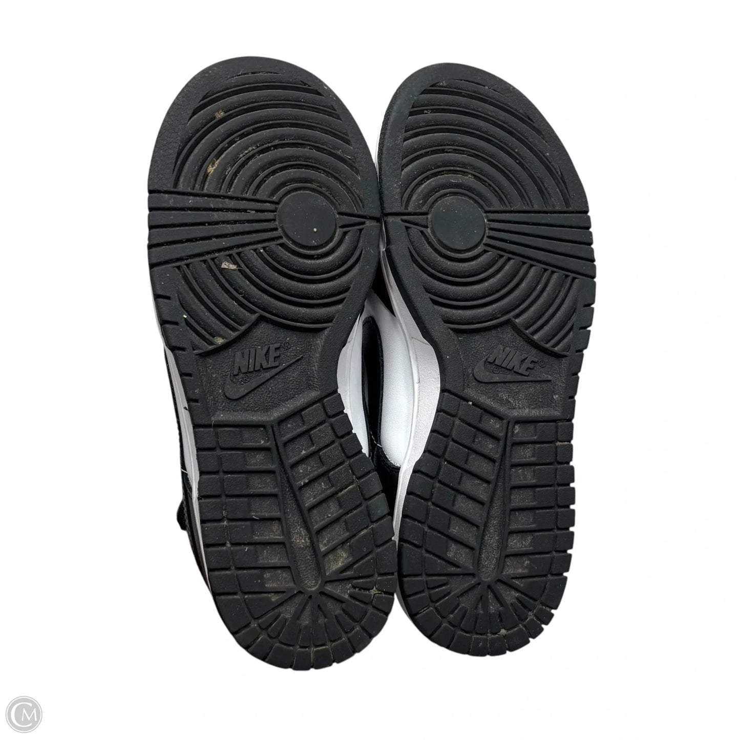 Shoes Sneakers By Nike In Black & White, Size: 7.5