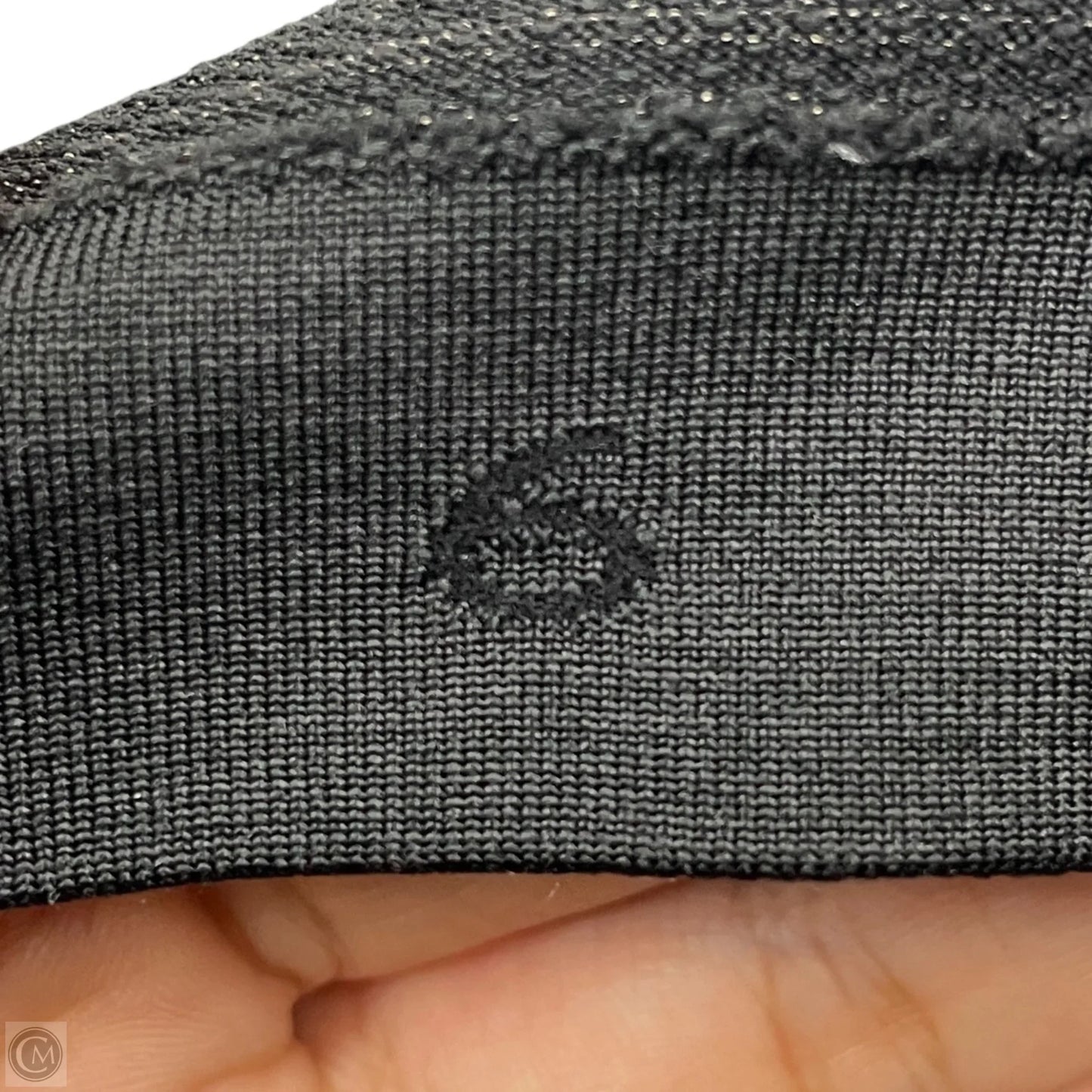 Athletic Top Long Sleeve Collar By Lululemon In Black, Size: S