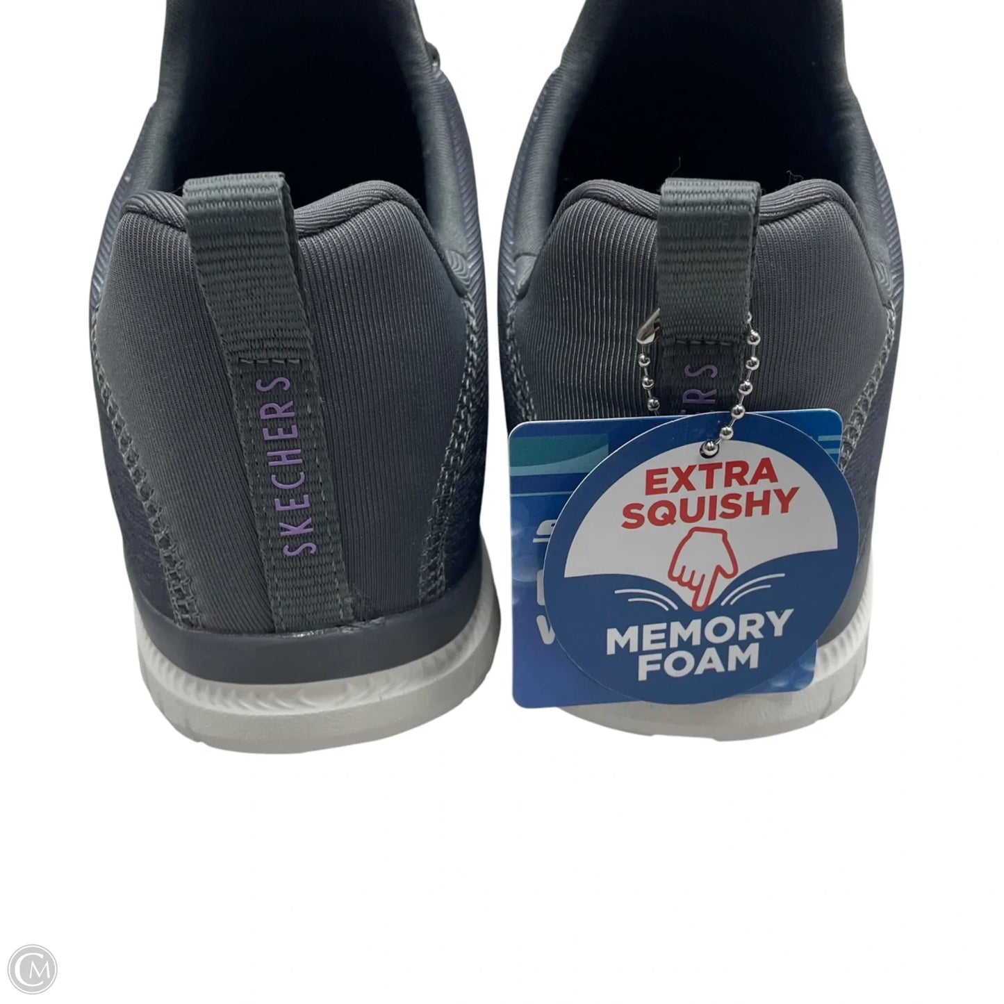 Shoes Sneakers By Skechers In Grey & White, Size: 7.5