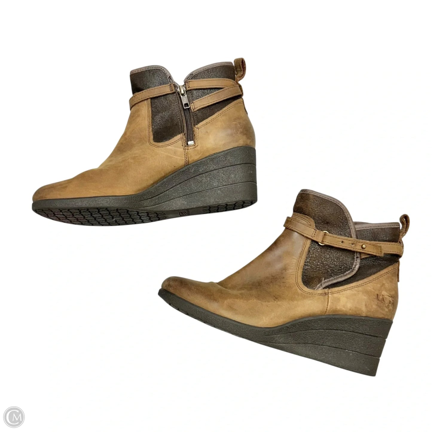 Boots Designer By Ugg In Brown, Size: 9