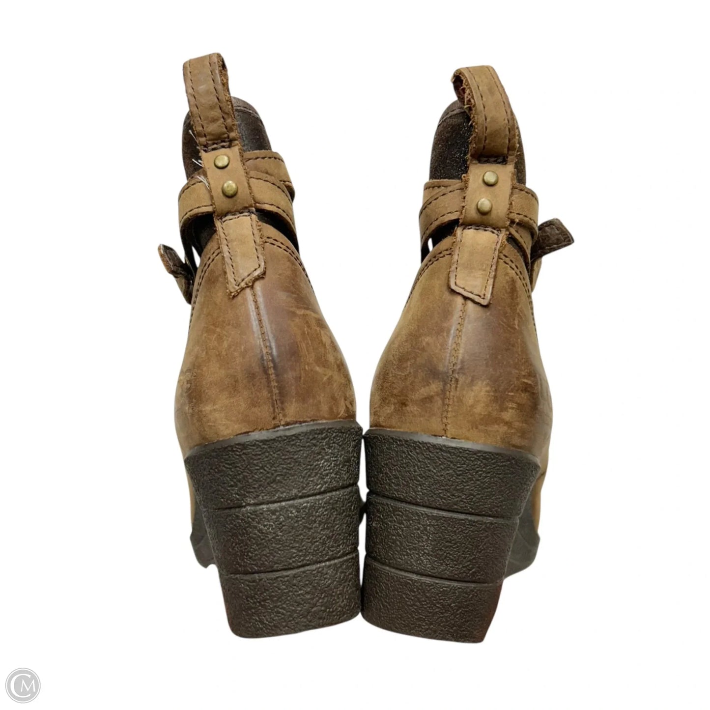 Boots Designer By Ugg In Brown, Size: 9
