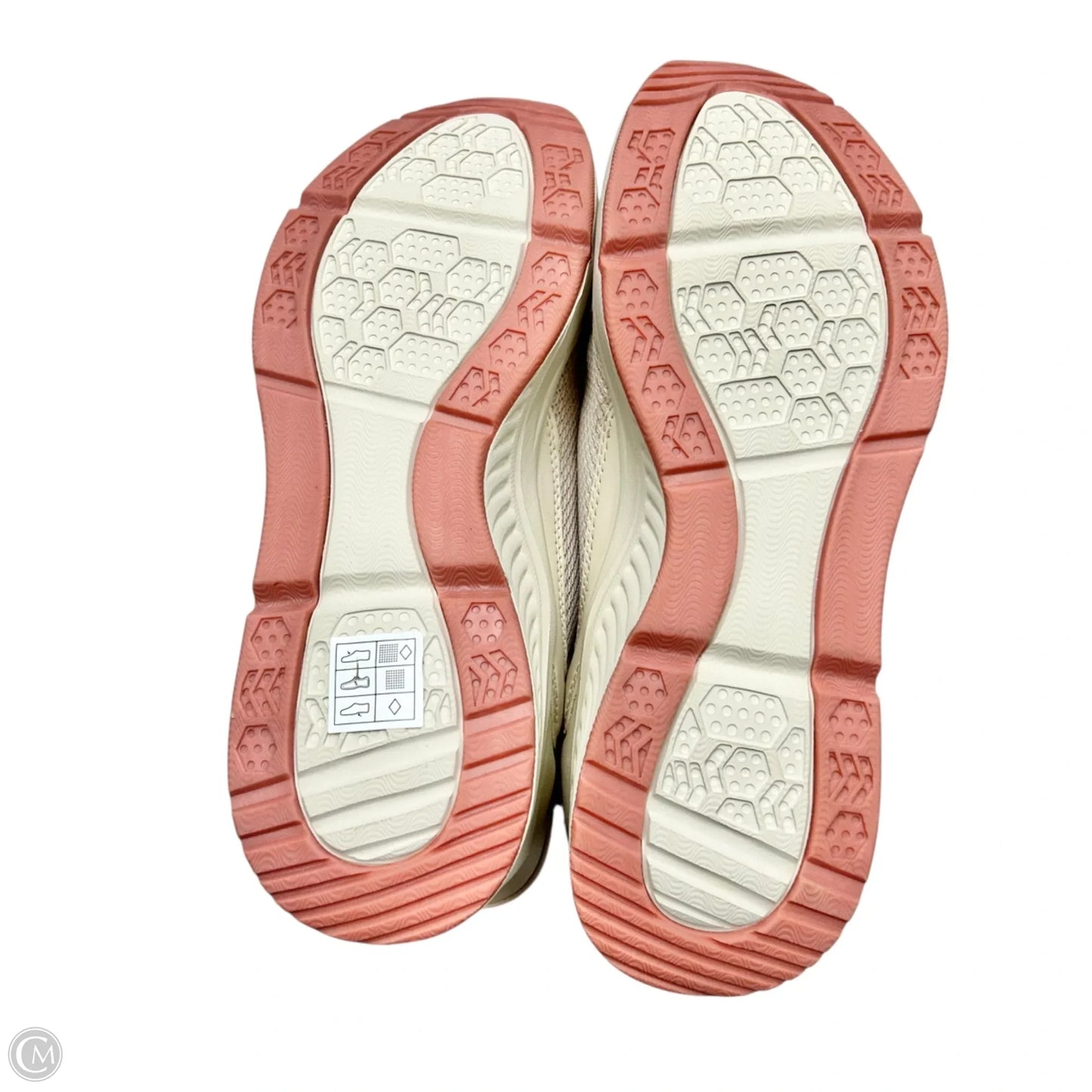 Shoes Athletic By Skechers In Cream, Size: 8.5