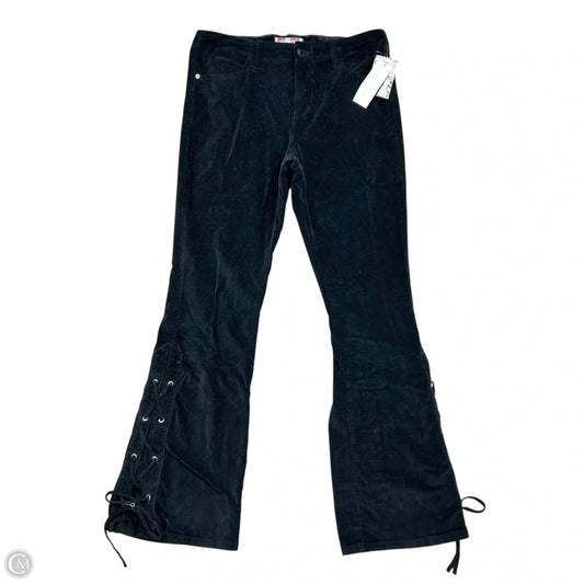 Jeans Flared By Urban Outfitters In Black, Size: 12
