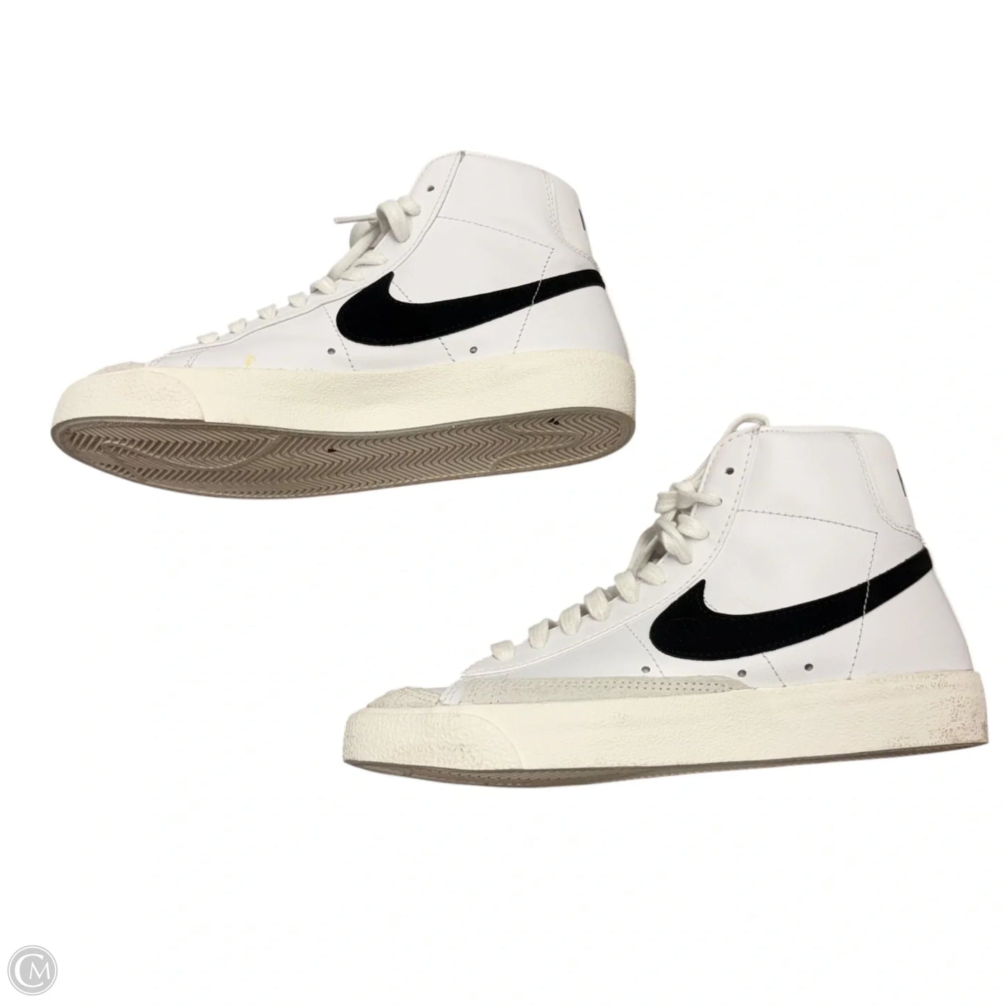 Shoes Sneakers By Nike In White, Size: 7
