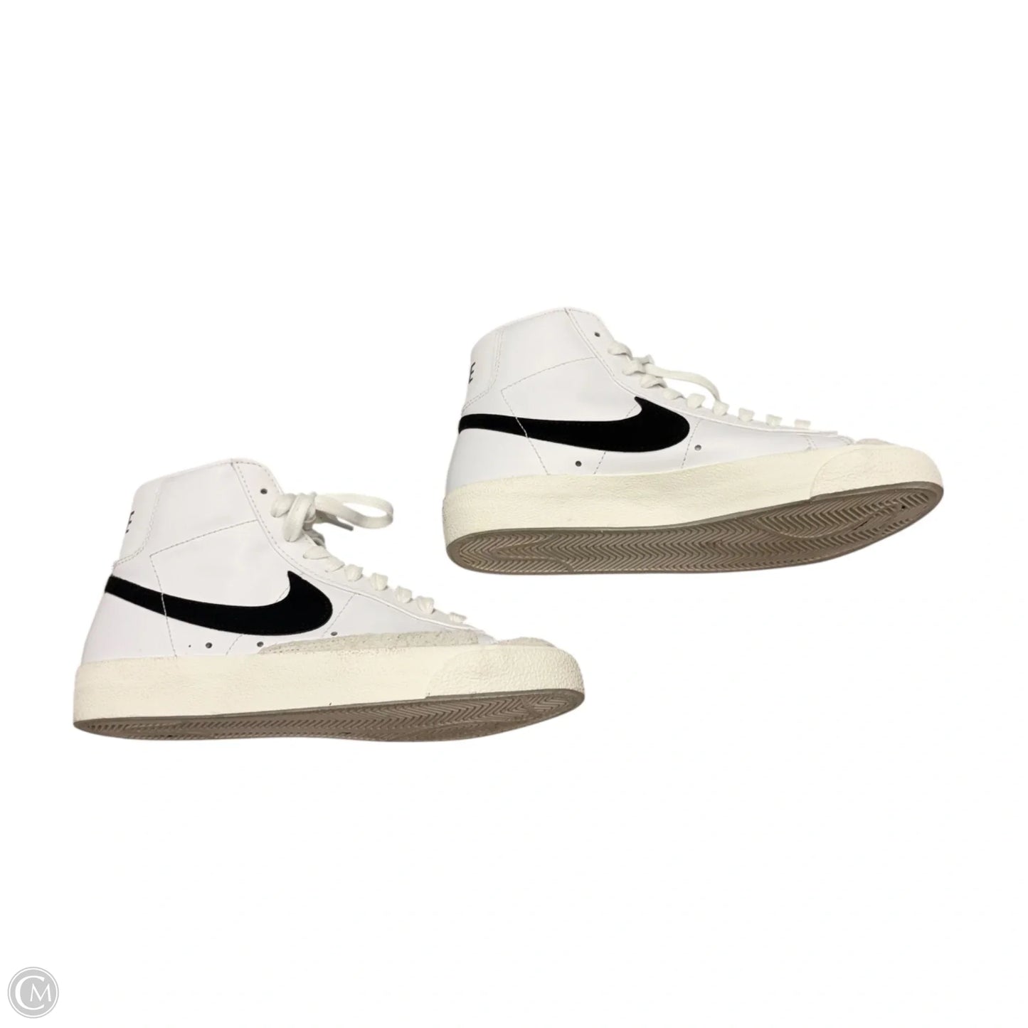 Shoes Sneakers By Nike In White, Size: 7