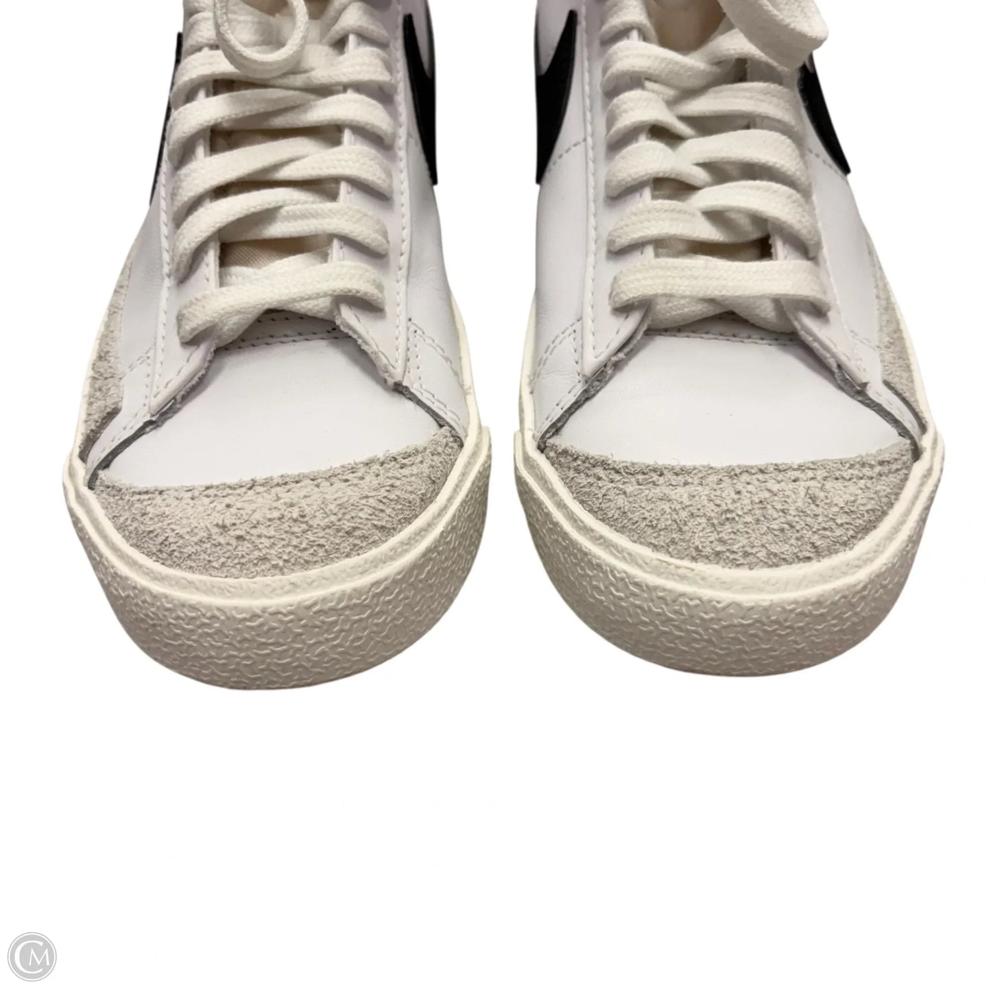 Shoes Sneakers By Nike In White, Size: 7
