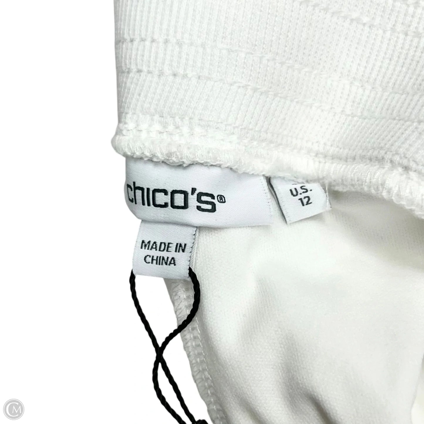 Skirt Mini & Short By Chicos In White, Size: 12