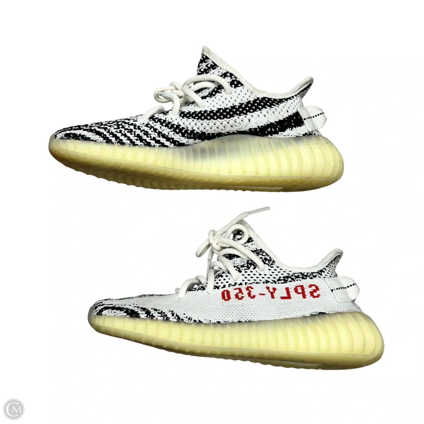 Shoes Luxury Designer By Yeezy In Black & White, Size: 6