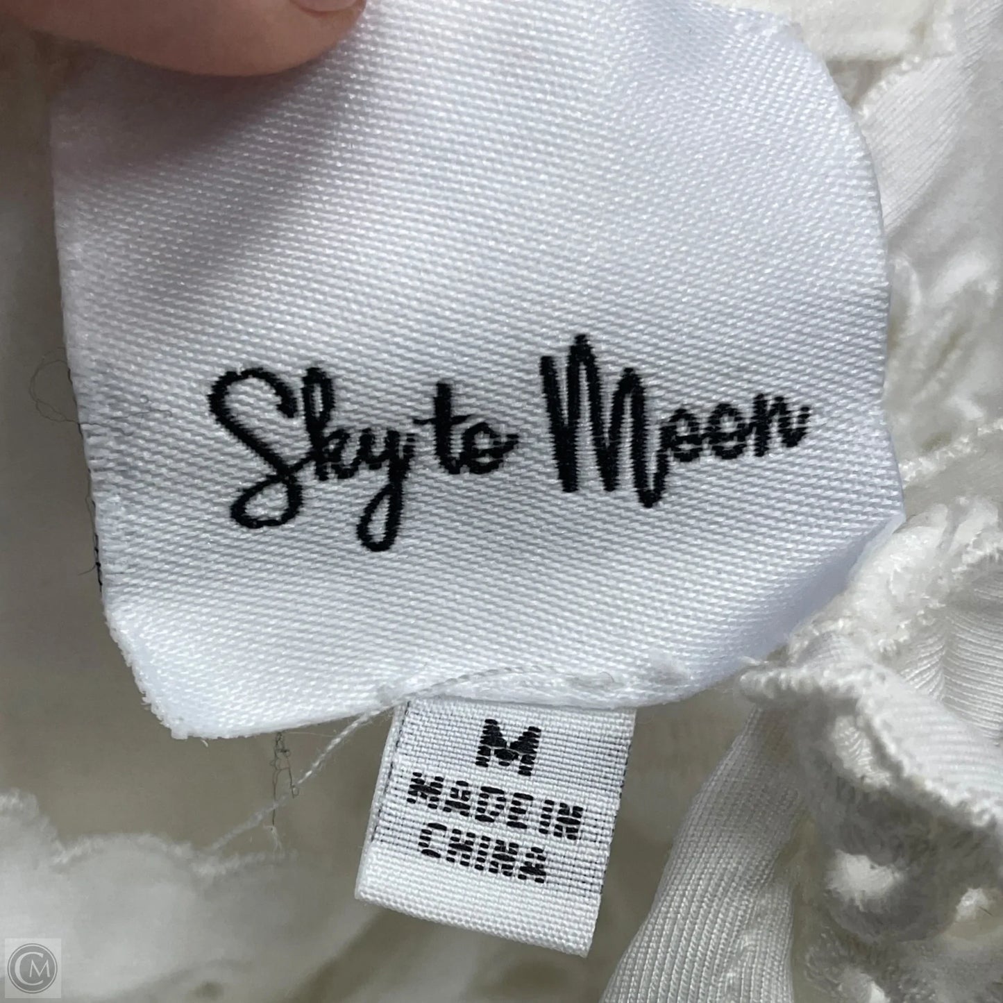 Top Sleeveless By Sky To Moon In White, Size: M
