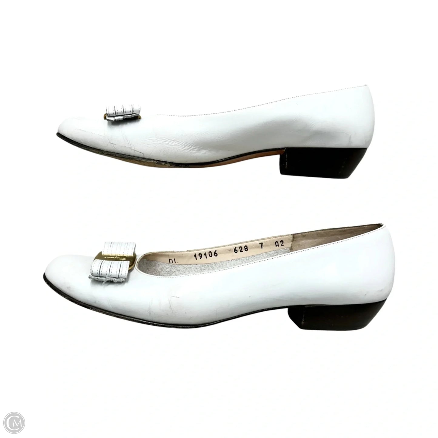 Shoes Luxury Designer By Ferragamo In White, Size: 7