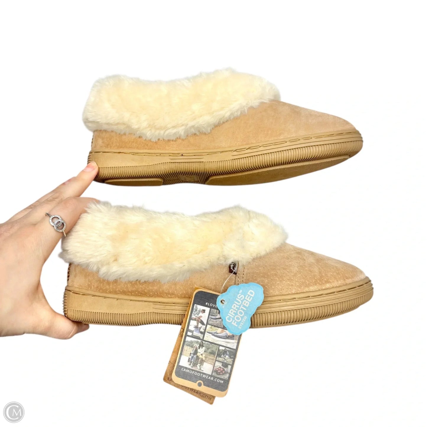 Shoes Flats By Lamo In Tan, Size: 7