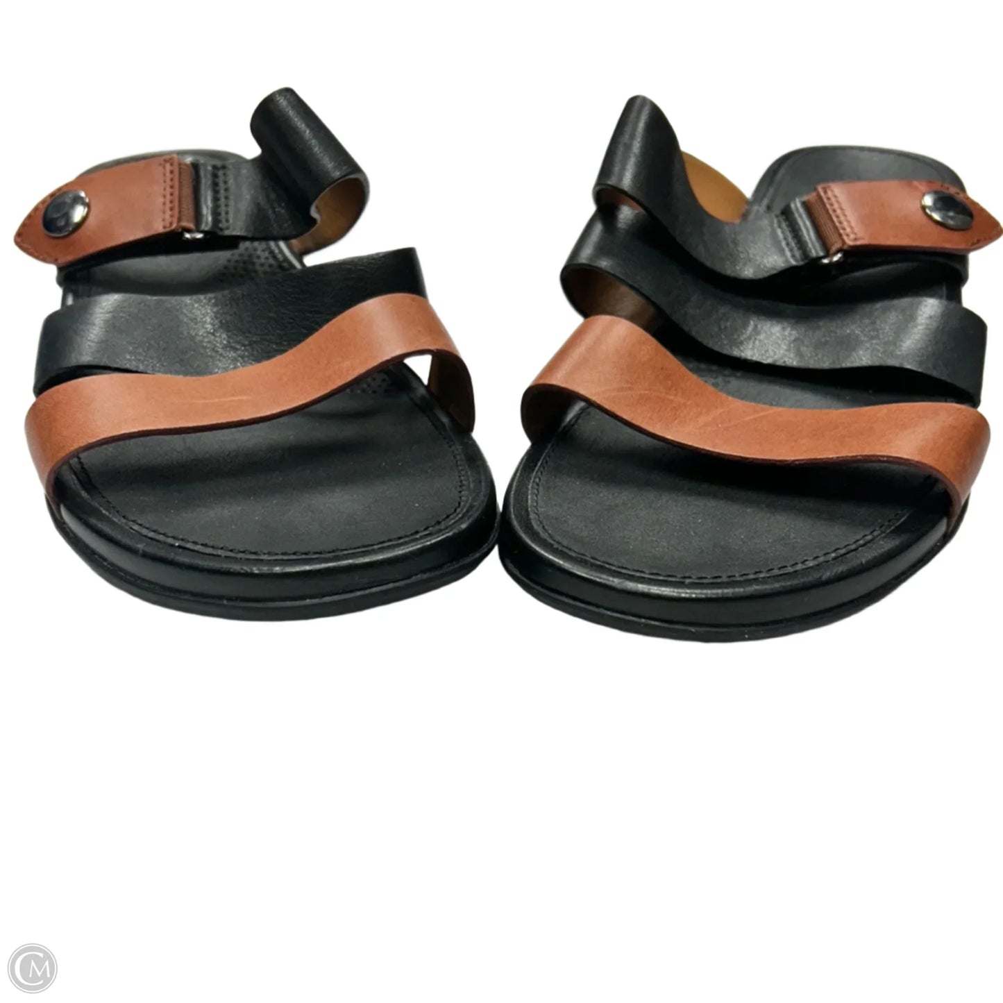 Sandals Flats By Fitflop In Black & Brown, Size: 7