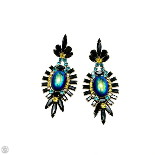 Earrings Dangle/drop By Elizabeth Cole