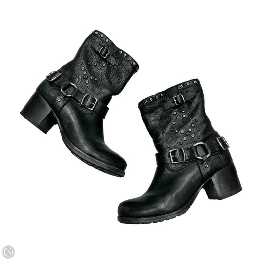 Boots Designer By Frye In Black, Size: 7.5