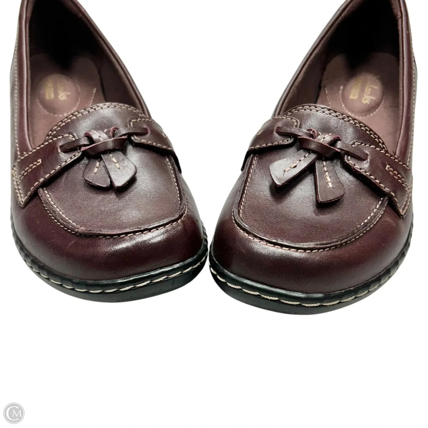 Shoes Flats By Clarks In Maroon, Size: 6