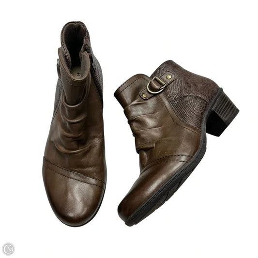 Boots Ankle Heels By Earth In Taupe, Size: 7.5