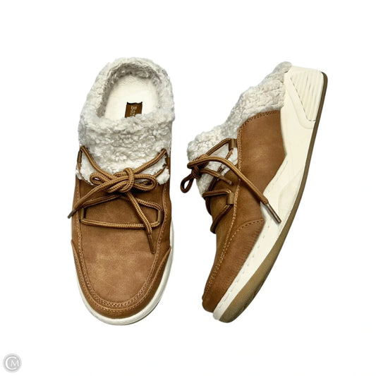 Shoes Sneakers By Bare Traps In Brown & Cream, Size: 8