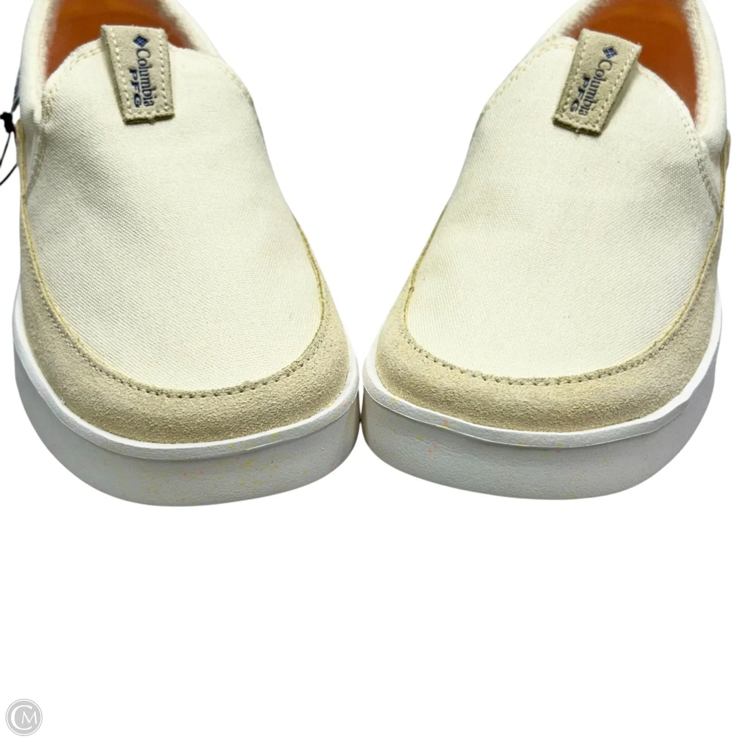 Shoes Flats By Columbia In Cream, Size: 8