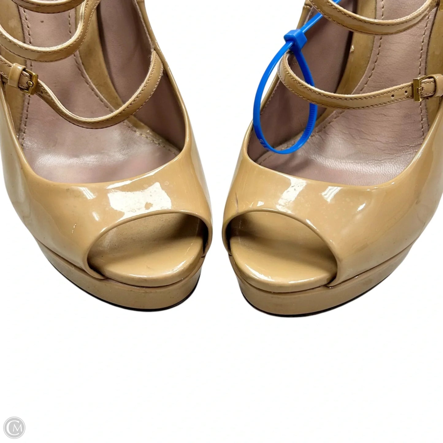 Shoes Luxury Designer By Gucci In Beige, Size: 8