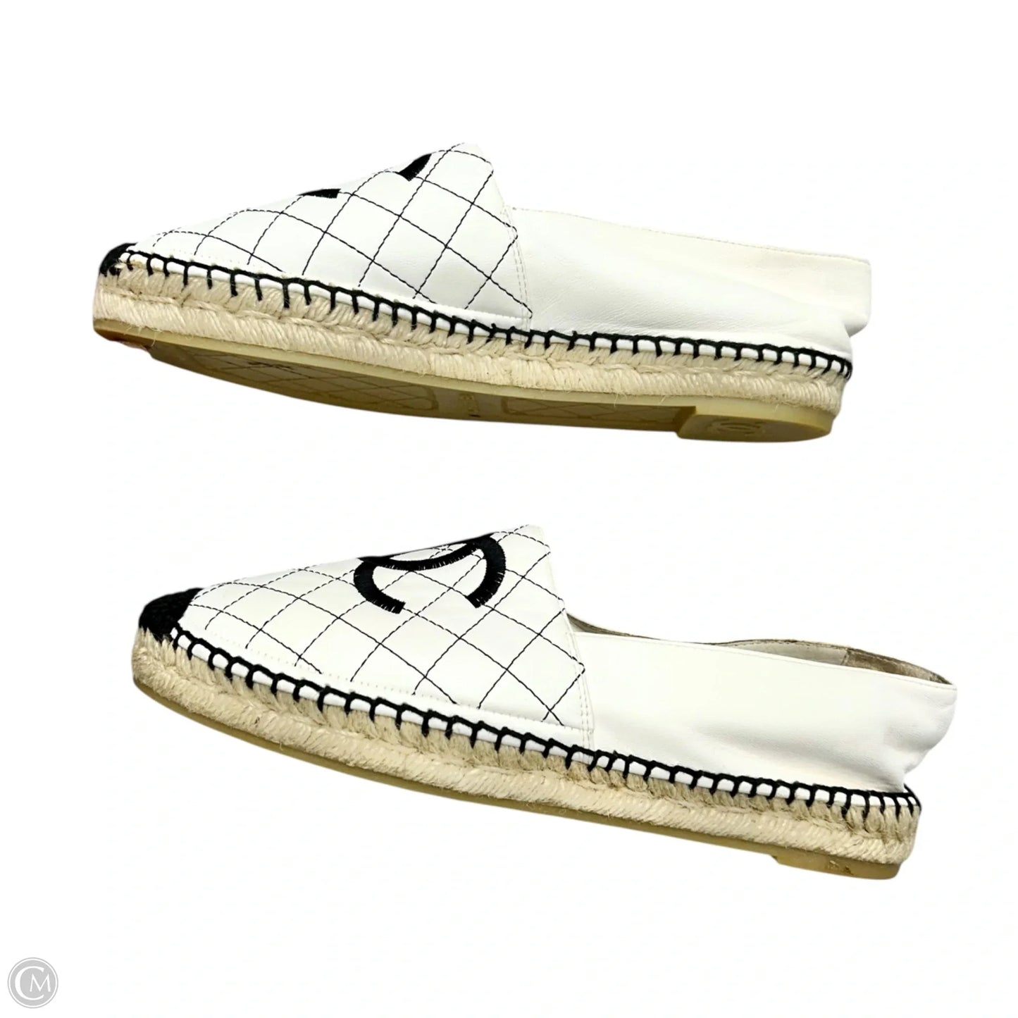 Shoes Luxury Designer By Chanel In Black & White, Size: 10.5