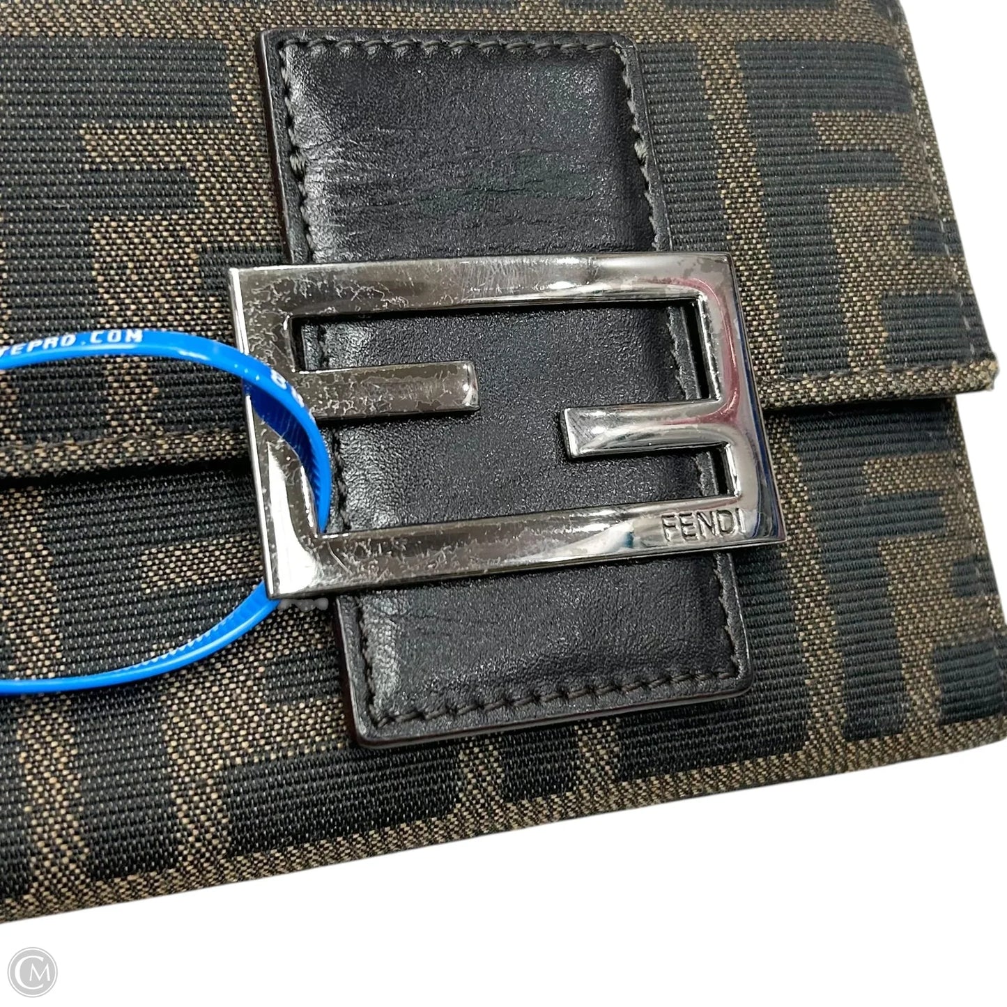 Wallet Luxury Designer By Fendi, Size: Medium
