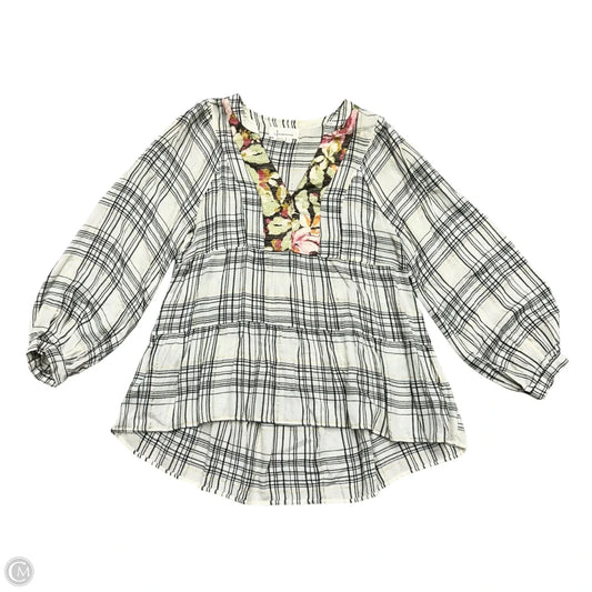 Top 3/4 Sleeve By Anthropologie In Plaid Pattern, Size: S