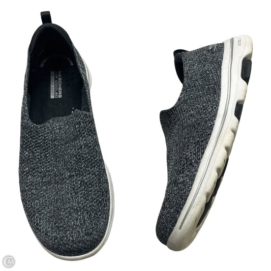 Shoes Sneakers By Skechers In Silver, Size: 8.5