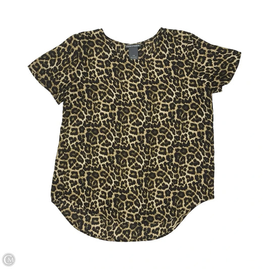 Blouse Short Sleeve By Chelsea And Theodore In Leopard Print, Size: L