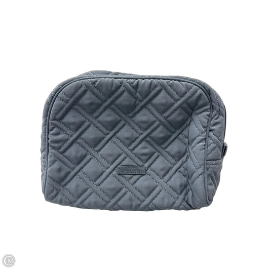 Makeup Bag By Vera Bradley, Size: Medium