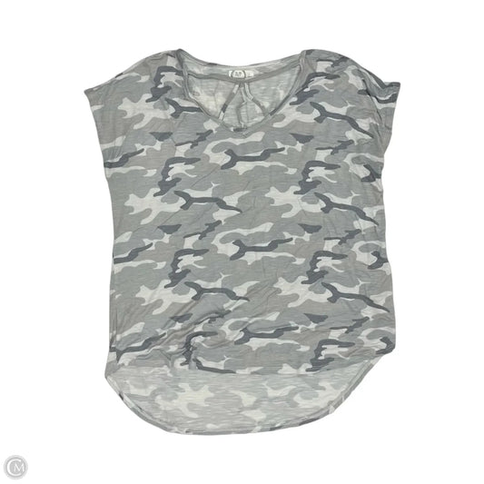 Top Short Sleeve By Maurices In Grey, Size: L