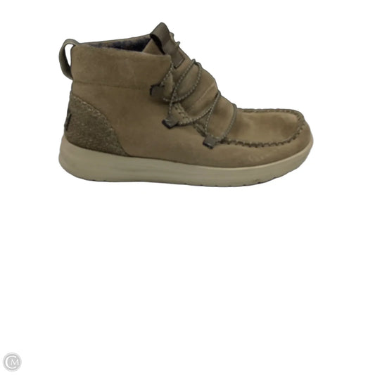Shoes Sneakers By Hey Dude In Tan, Size: 8